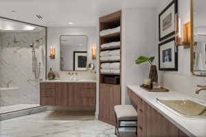 spa like master bathrooom