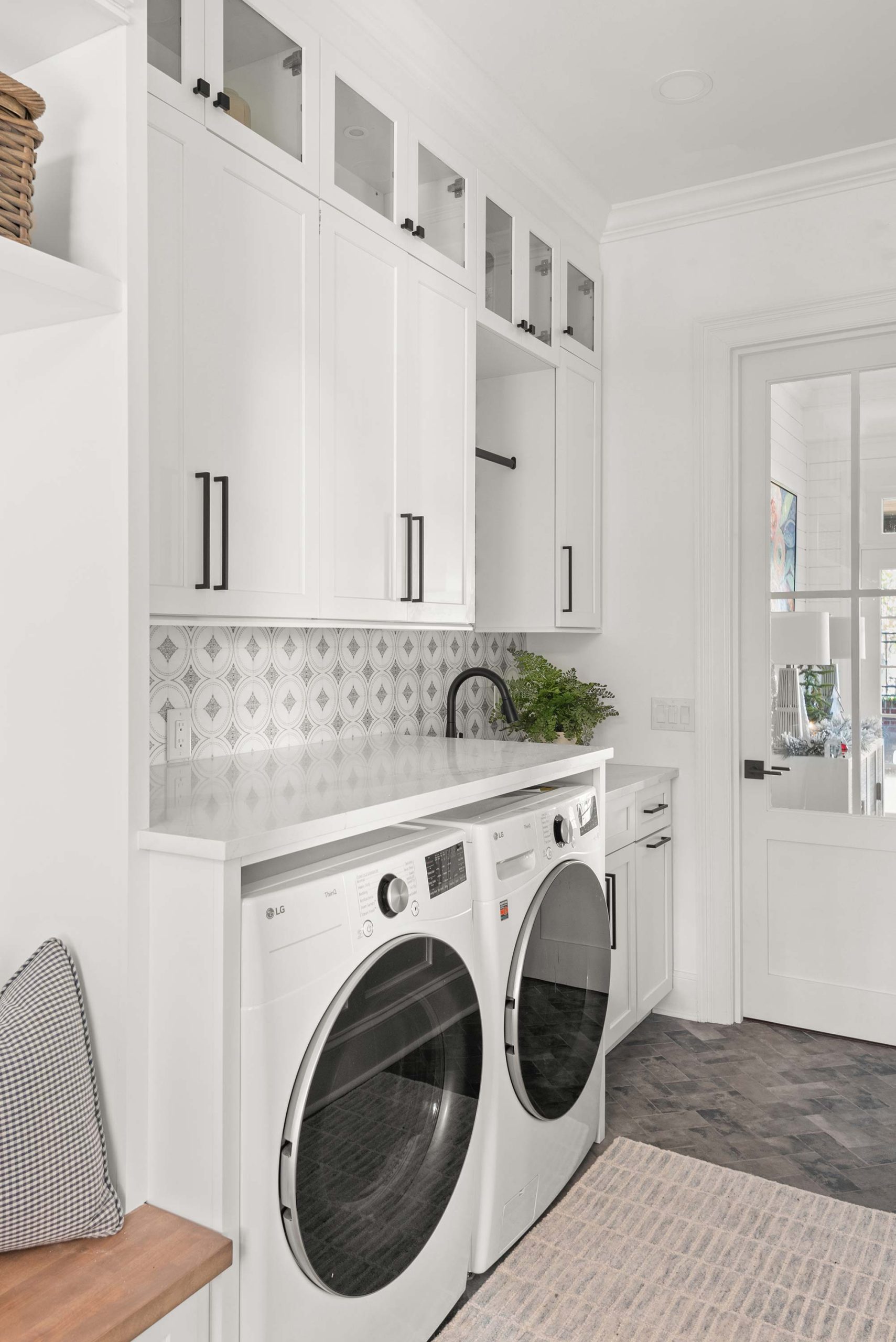 laundry-room-port-12