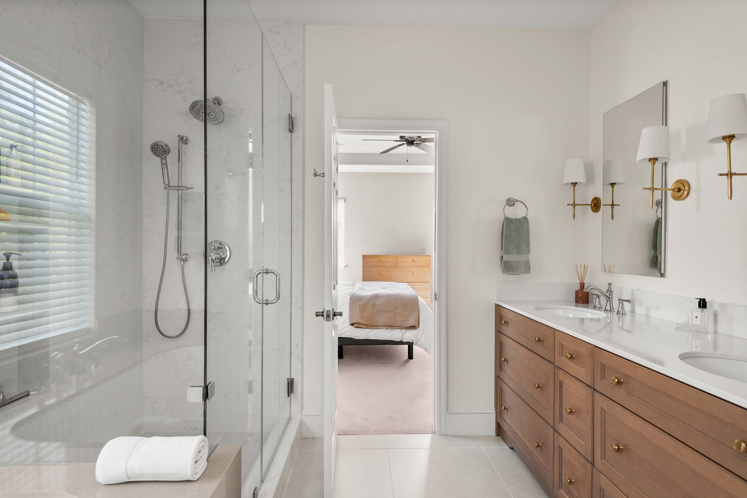 Common-Way-Rd-port-03