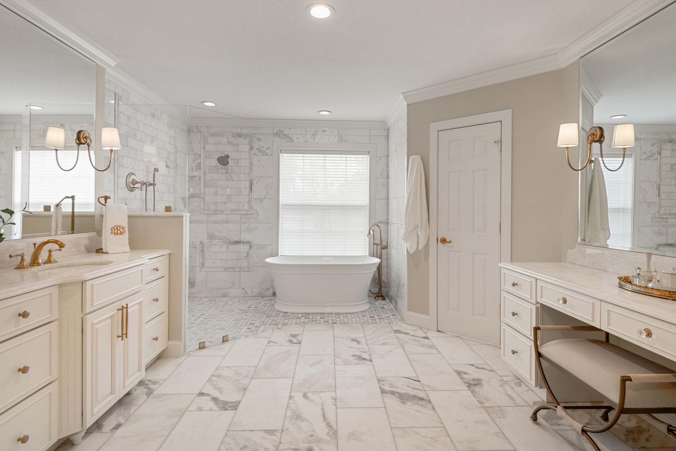 Orange-Grove-Drive-port-01