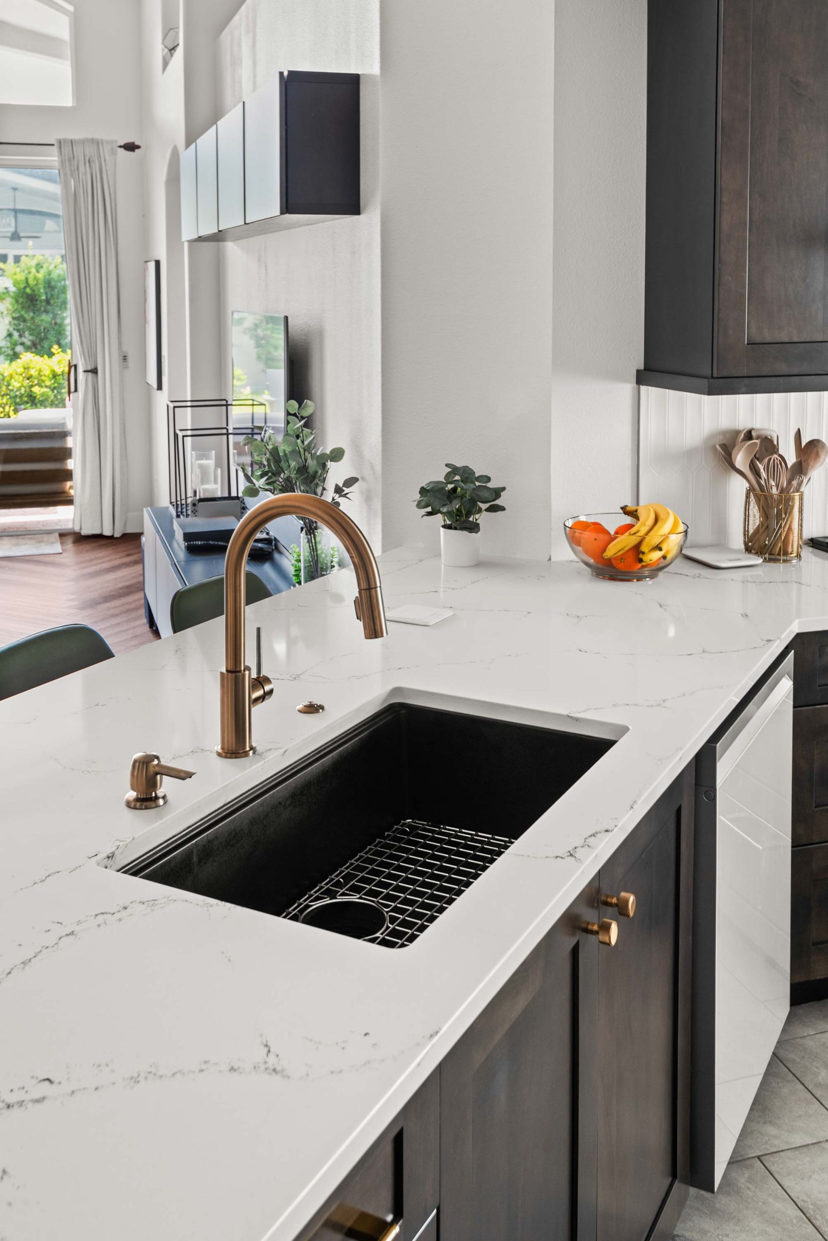 Wingate-Circle-port-08