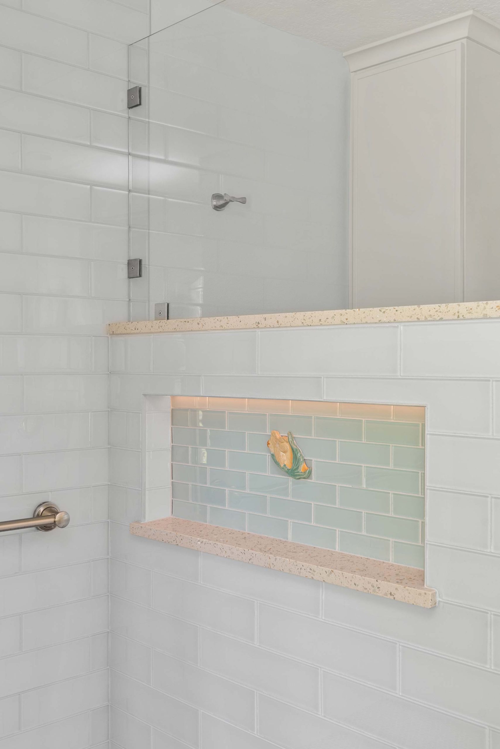 Glenwood Oaks Lane bath remodel shower niche