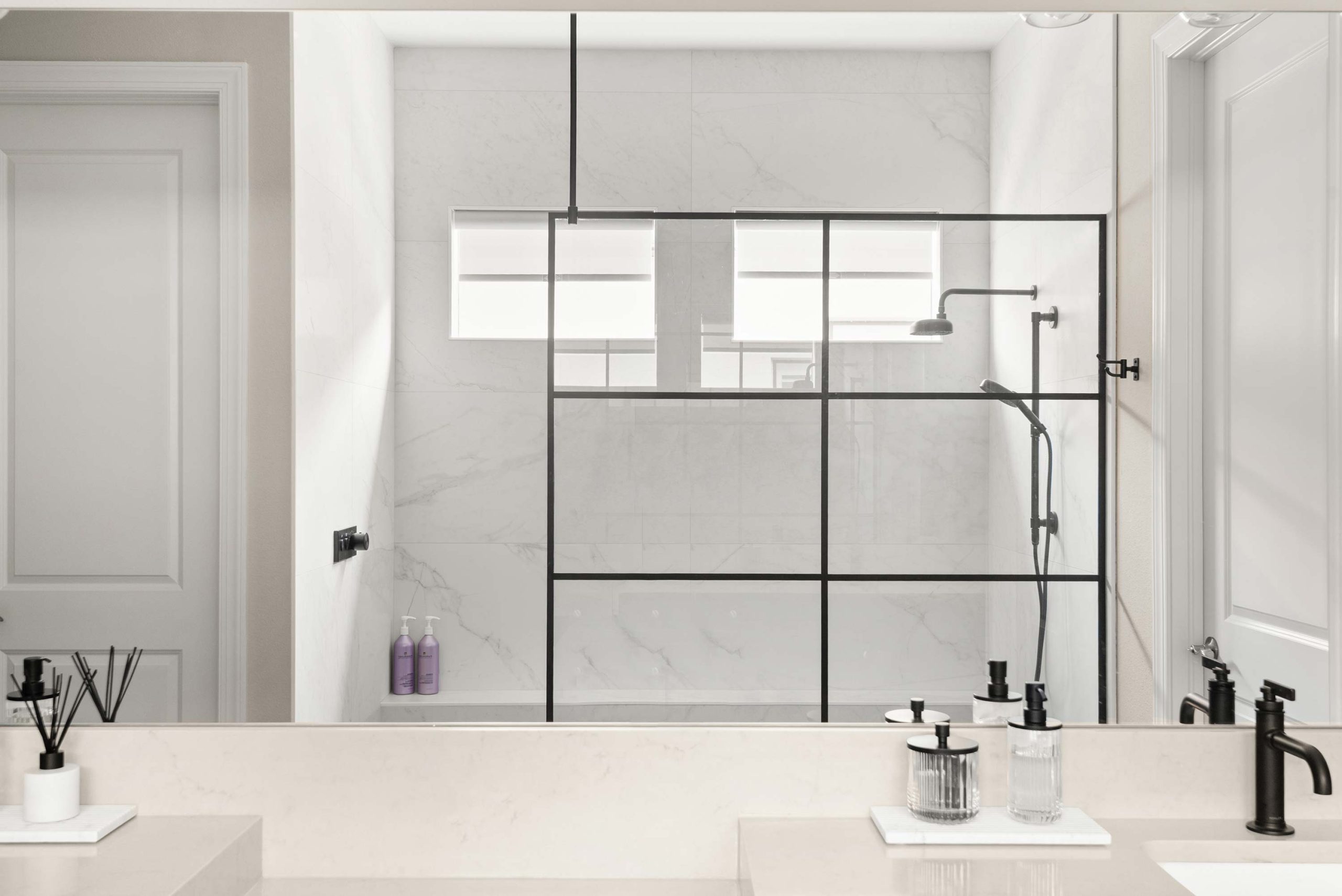 Lock-Street-bathroom-port-06