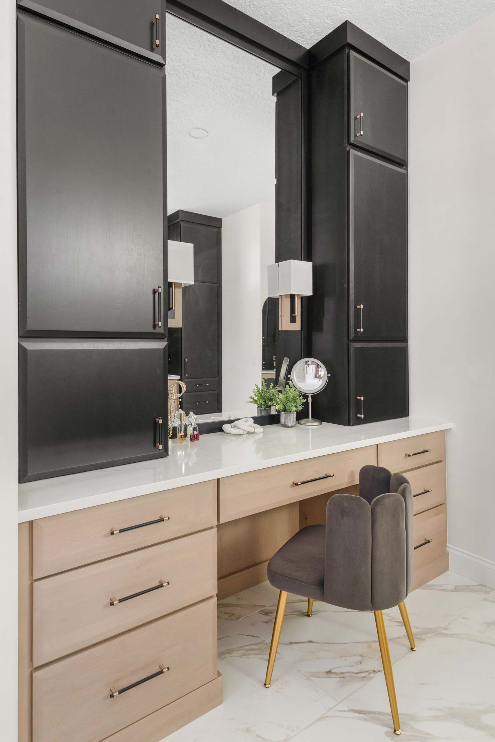 Long-Road-bathroom-port-06