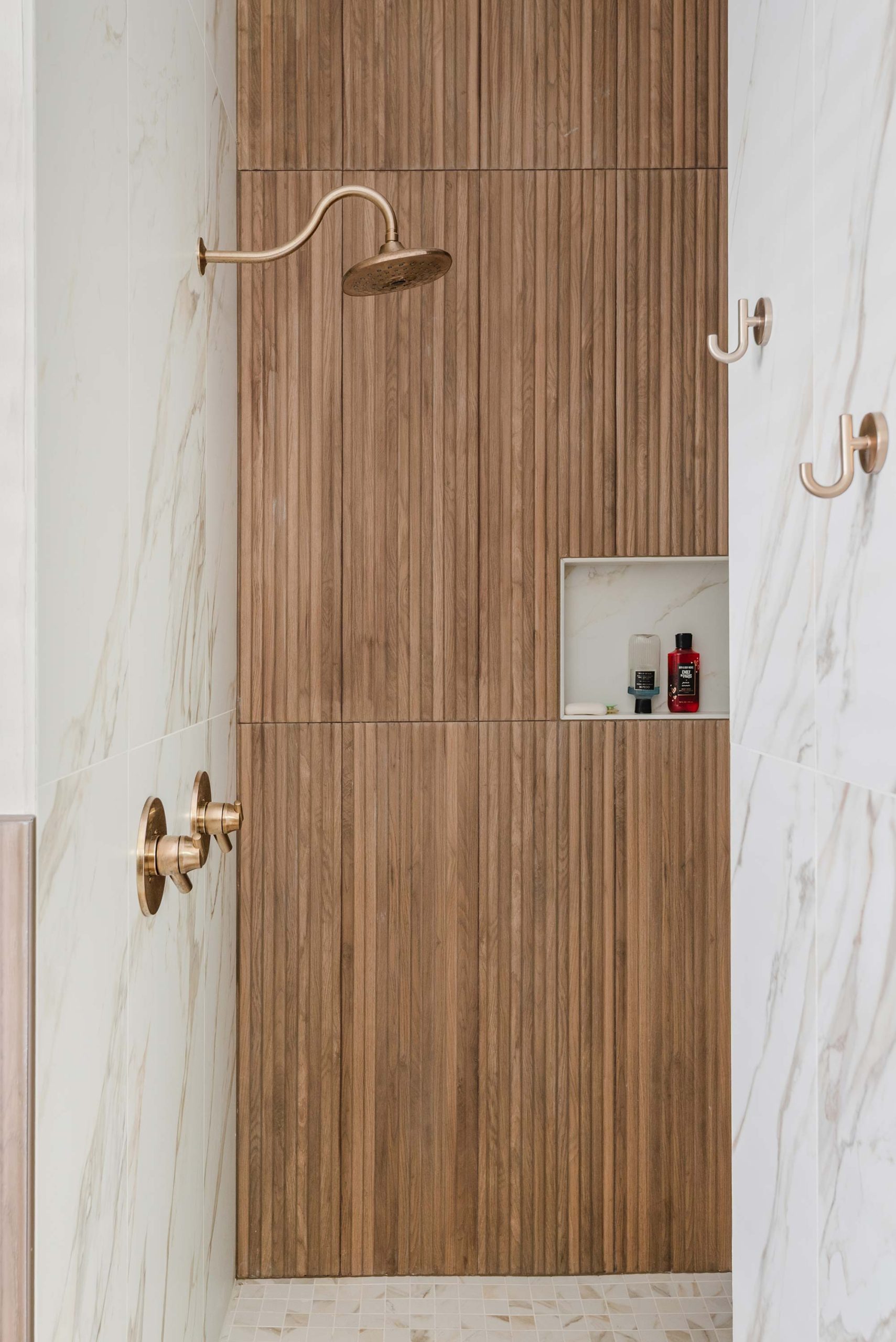 Long-Road-bathroom-port-09