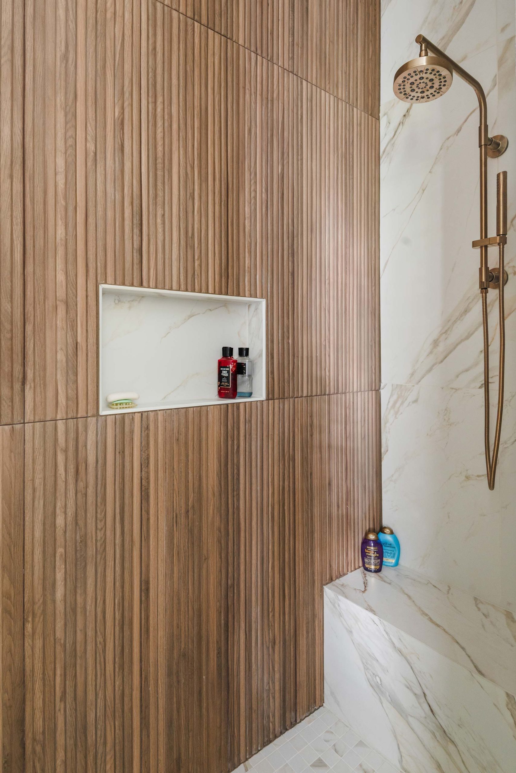 Long-Road-bathroom-port-10