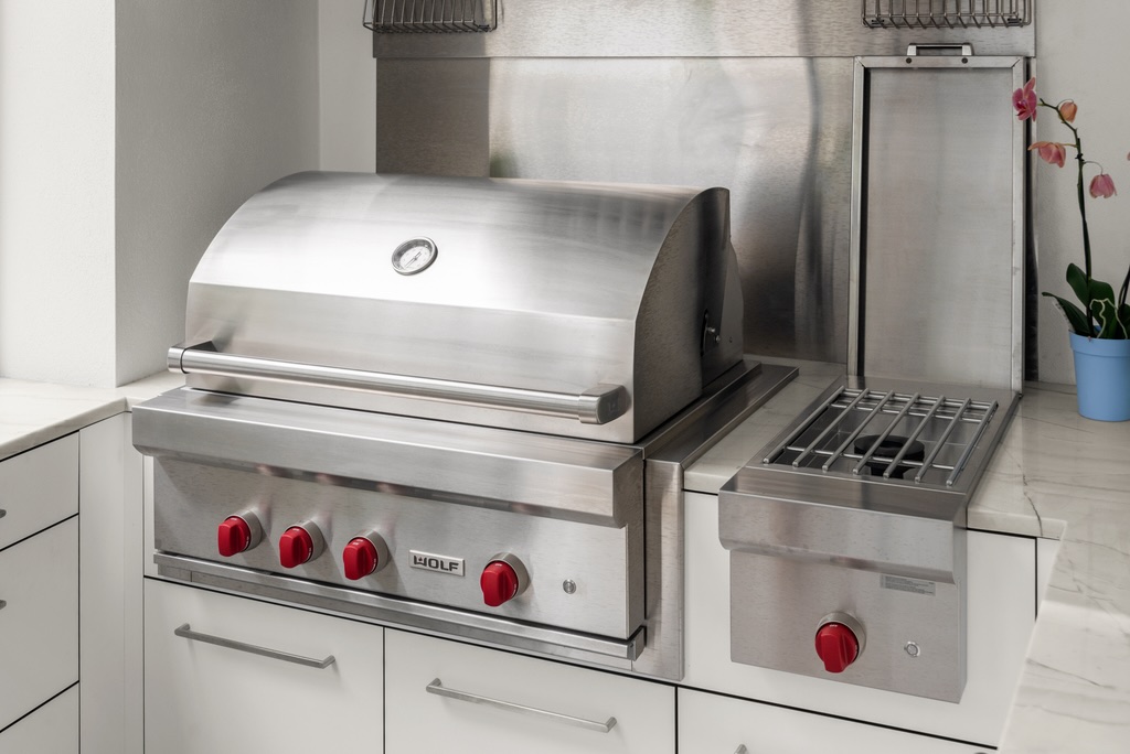 S&W Kitchens outdoor wolf grills Winter Park, Florida