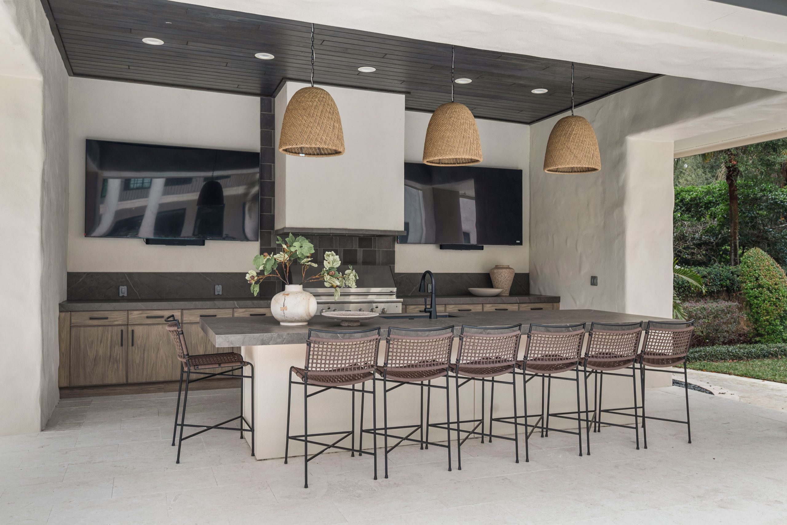 Palmetto-Grove-Lane-Whole-House-Portfolio-12-outdoor-kitchen