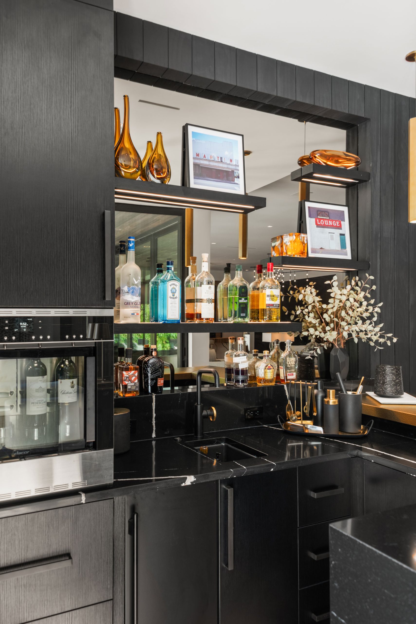 Winter-Park-Residence-Whole-House-Portfolio-03-bar