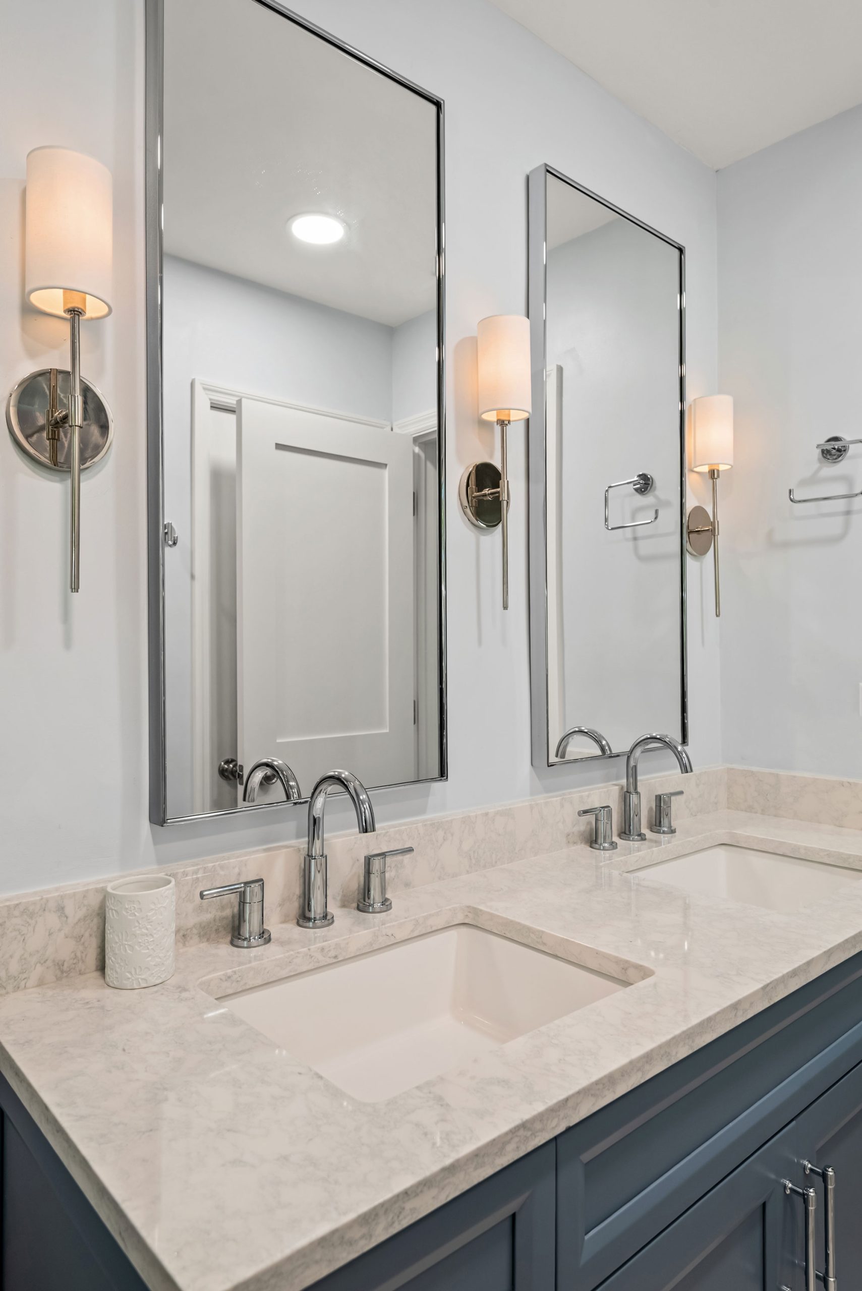 Gulf Way Tampa bath remodel double vanity mirrors and lighting