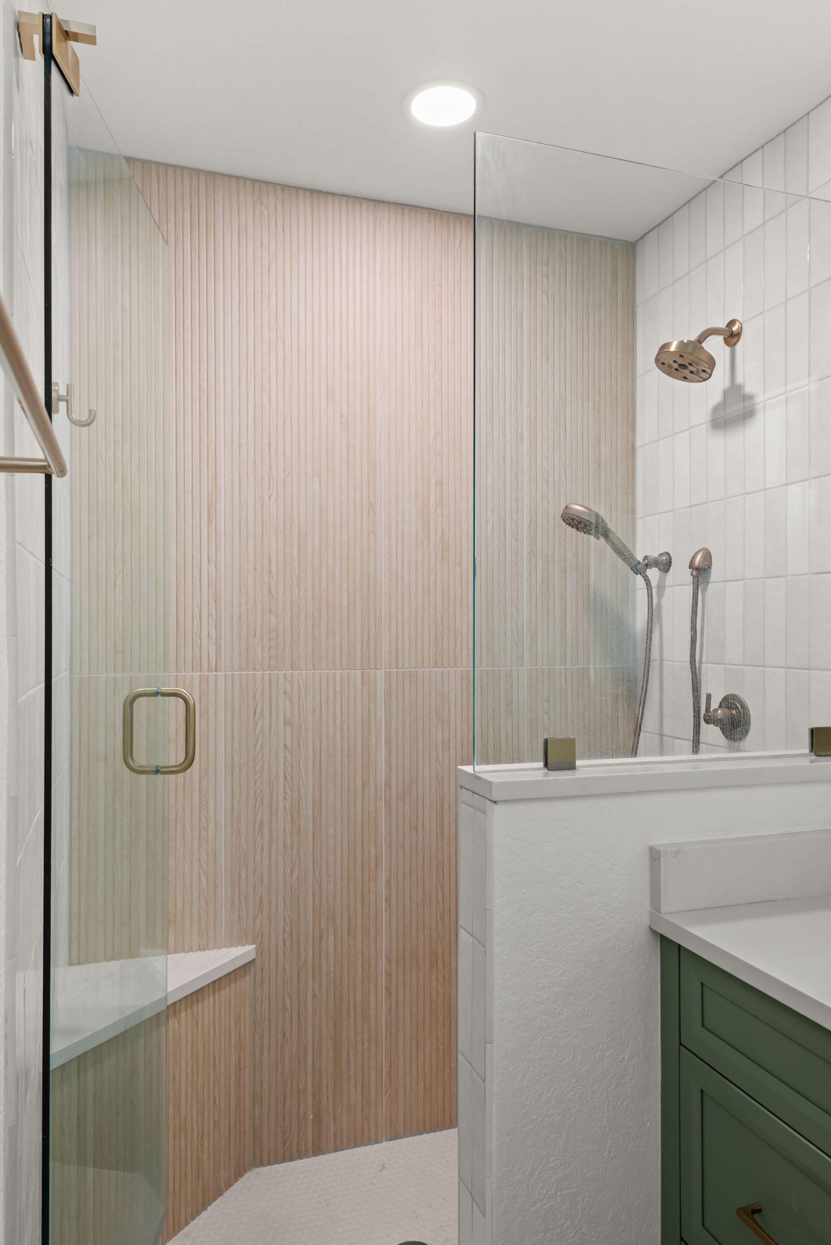 Gulf Way Tampa bath remodel sand color tile in shower