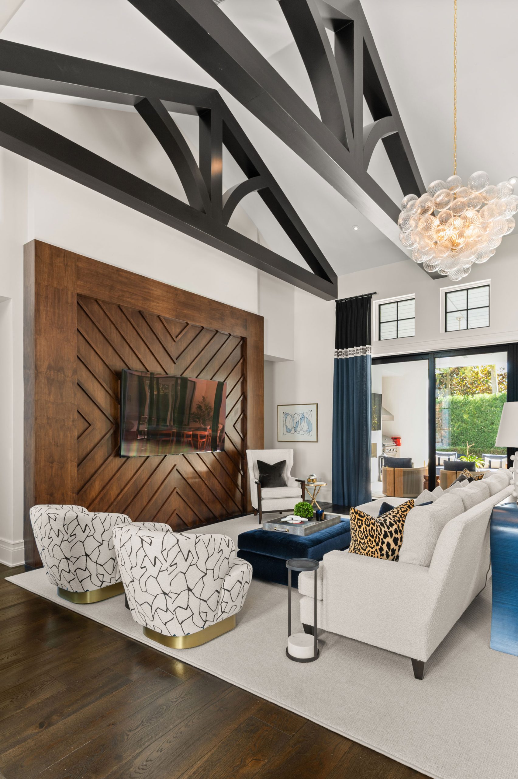 winter park, fl home renovation living room wood feature wall