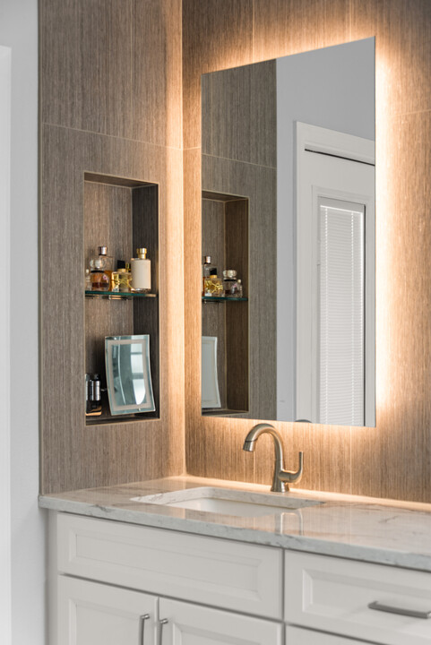 white bath vanity with lighted mirror